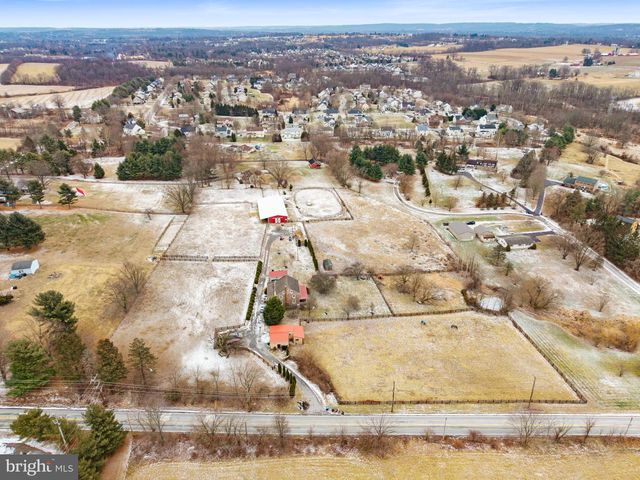 1202 W BRIDGE ST, Spring City, PA 19475