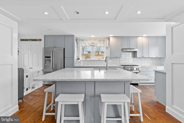 1202 W BRIDGE ST, Spring City, PA 19475