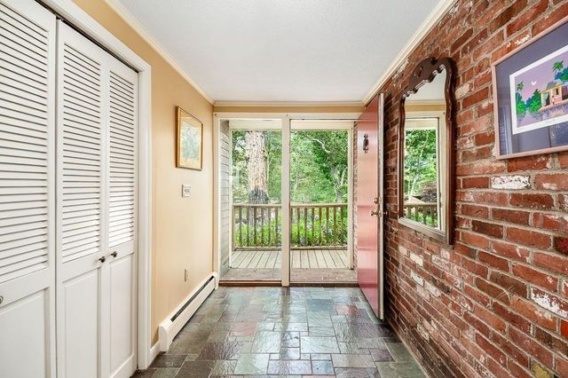 3 Big Rock Rd, Manchester, MA 01944