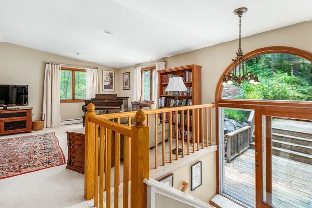3 Big Rock Rd, Manchester, MA 01944