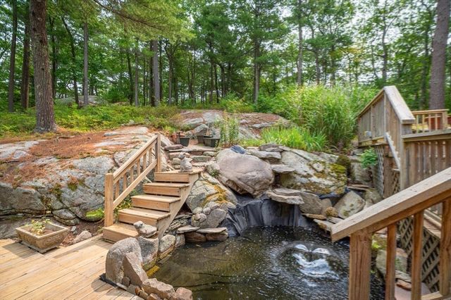 3 Big Rock Rd, Manchester, MA 01944