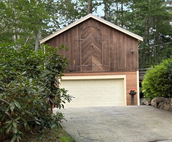 3 Big Rock Rd, Manchester, MA 01944