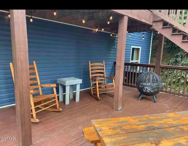 230 Silverbell Lane, Gatlinburg, TN 37738