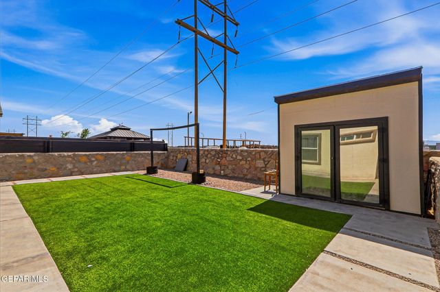 5045 MARGARITA TALAMANTES, El Paso, TX 79938