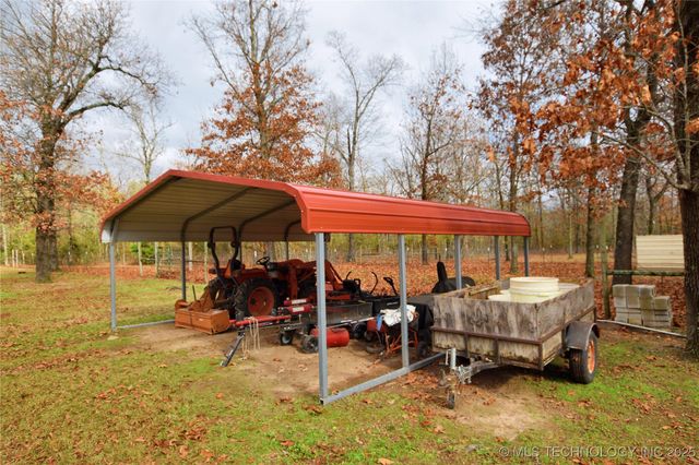 22021 E 780 Road, Tahlequah, OK 74464