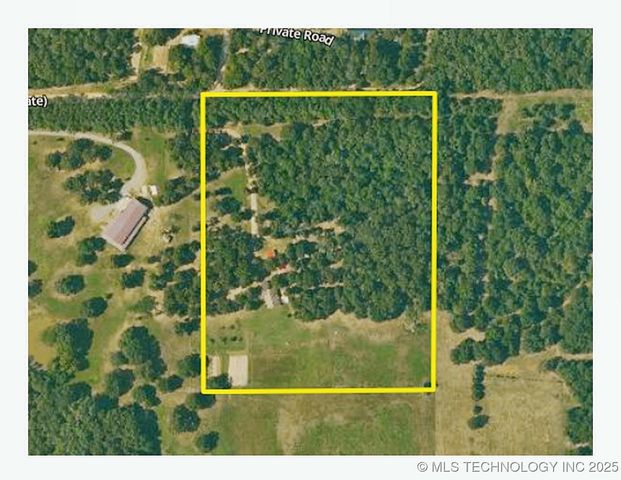 22021 E 780 Road, Tahlequah, OK 74464