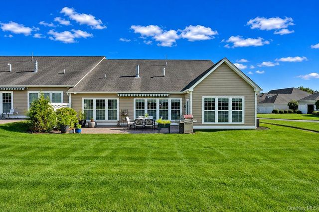 79 Samantha Circle, Westhampton, NY 11977