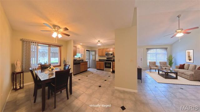 2285 Wellington Drive, Belleville, IL 62221