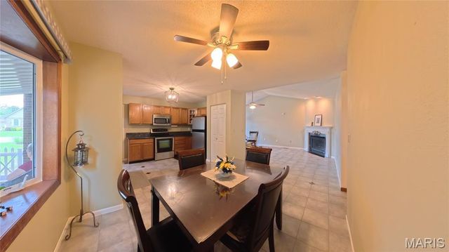 2285 Wellington Drive, Belleville, IL 62221