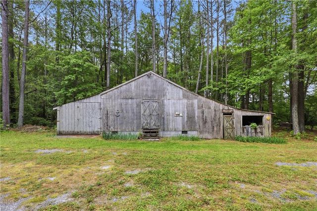 15535 Strawberry Plains RD, Ivor, VA 23866