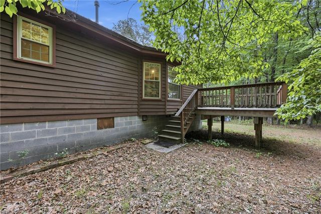 15535 Strawberry Plains RD, Ivor, VA 23866