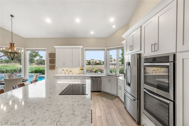 8936 Rainbow Ridge Drive, Las Vegas, NV 89117