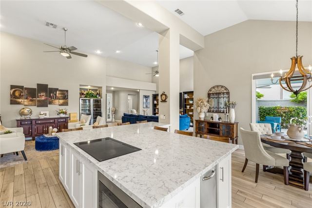 8936 Rainbow Ridge Drive, Las Vegas, NV 89117