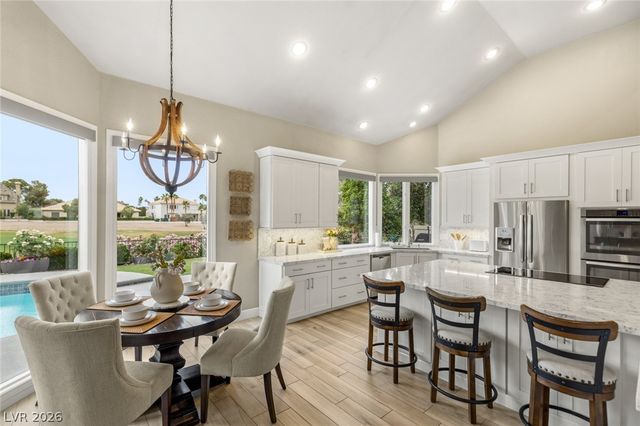 8936 Rainbow Ridge Drive, Las Vegas, NV 89117