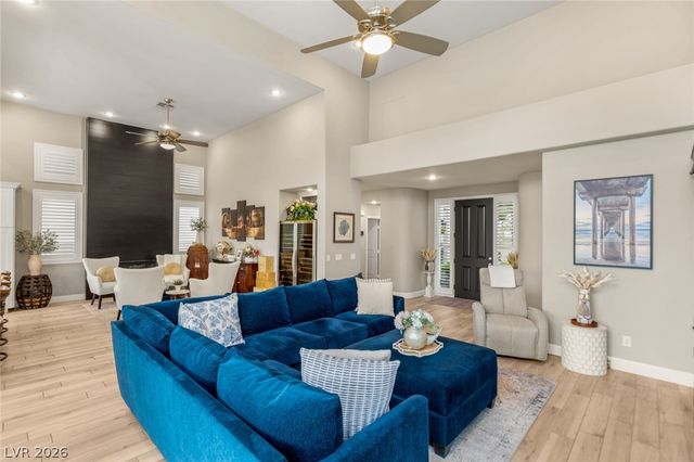 8936 Rainbow Ridge Drive, Las Vegas, NV 89117