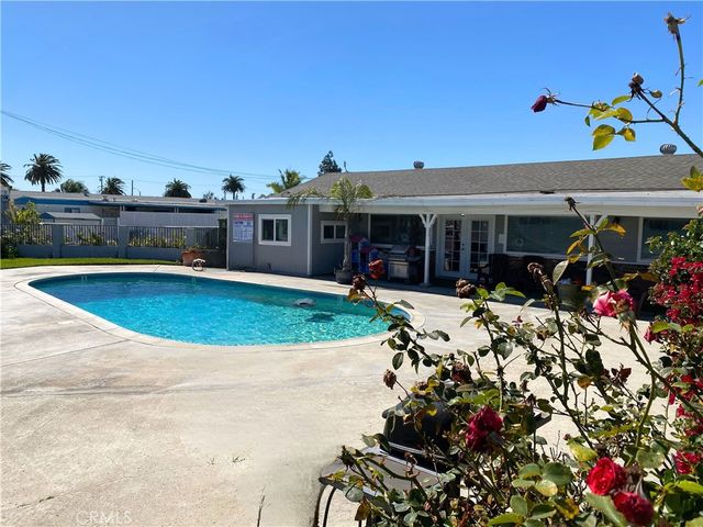 850 W Mission Blvd B21, Ontario, CA 91762