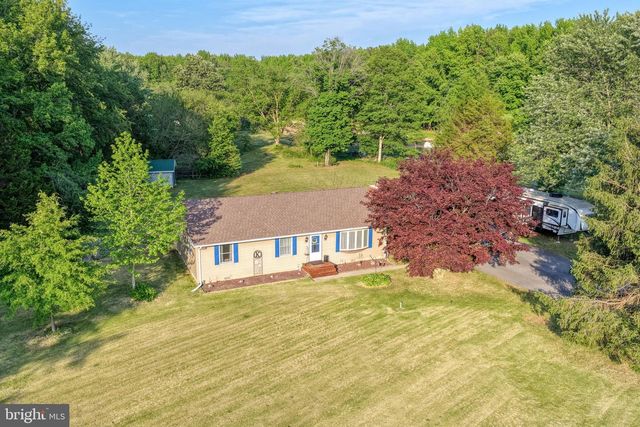 6848 HOPKINS CEMETERY RD, Felton, DE 19943