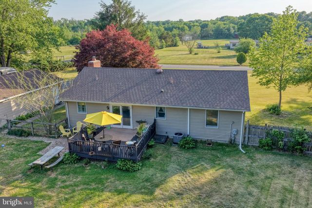 6848 HOPKINS CEMETERY RD, Felton, DE 19943