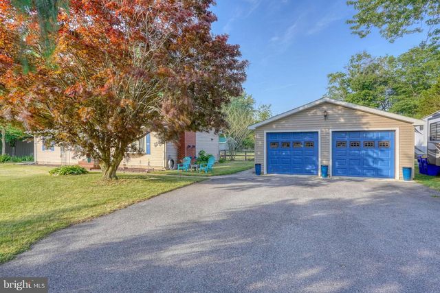 6848 HOPKINS CEMETERY RD, Felton, DE 19943