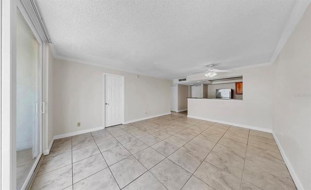 2700 COCONUT BAY LANE 427, Sarasota, FL 34237