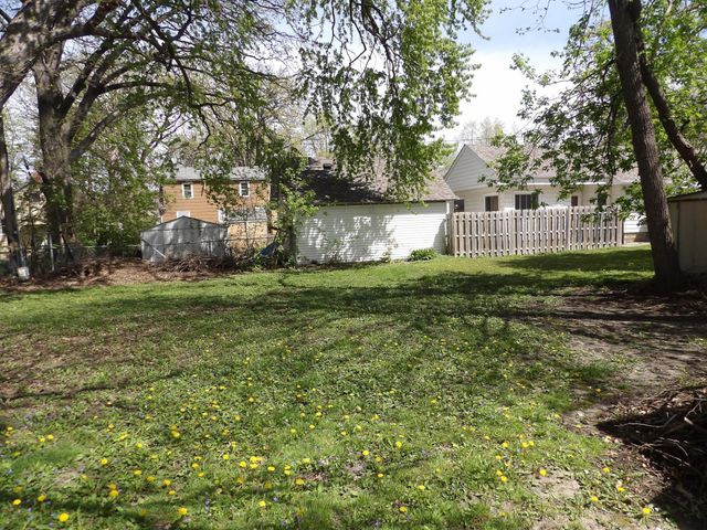 1204 4th Avenue NW, Austin, MN 55912