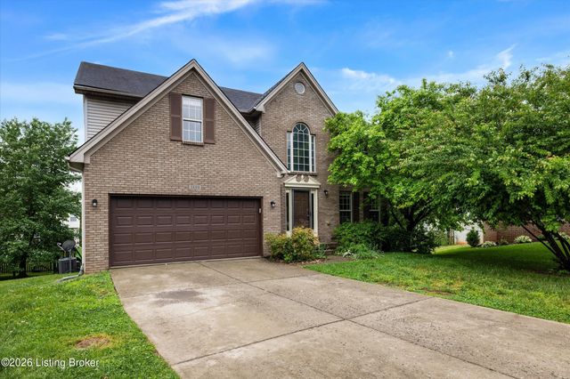 5800 Weatherburn Ct, Prospect, KY 40059