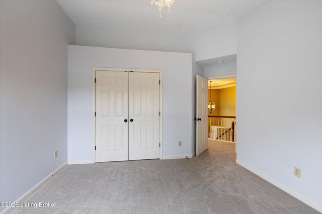 5800 Weatherburn Ct, Prospect, KY 40059