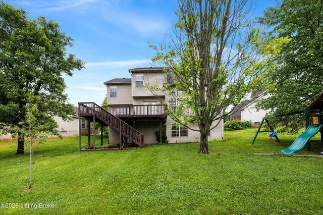 5800 Weatherburn Ct, Prospect, KY 40059