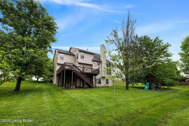 5800 Weatherburn Ct, Prospect, KY 40059