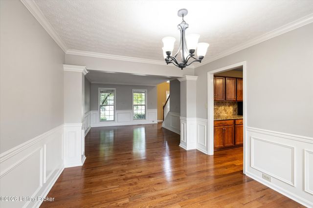 5800 Weatherburn Ct, Prospect, KY 40059