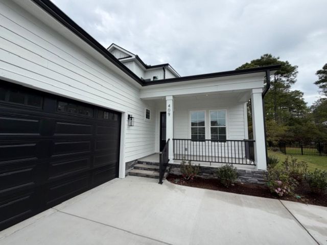 409 Seabury Ln., Myrtle Beach, SC 29579