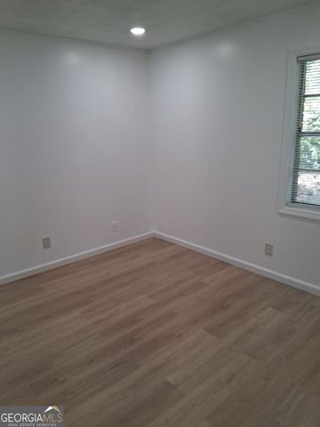 112 Burkshire Court A, Jonesboro, GA 30236