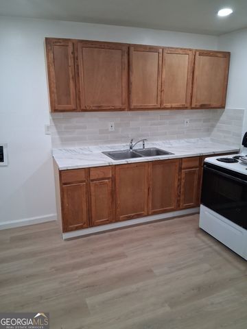 112 Burkshire Court A, Jonesboro, GA 30236