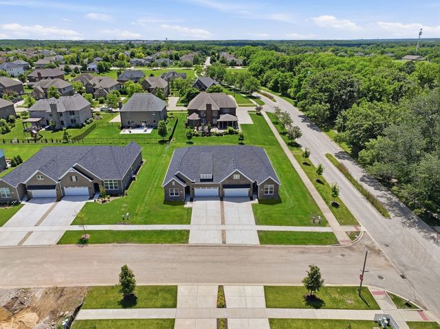 16580 Kayla Drive, Lemont, IL 60439