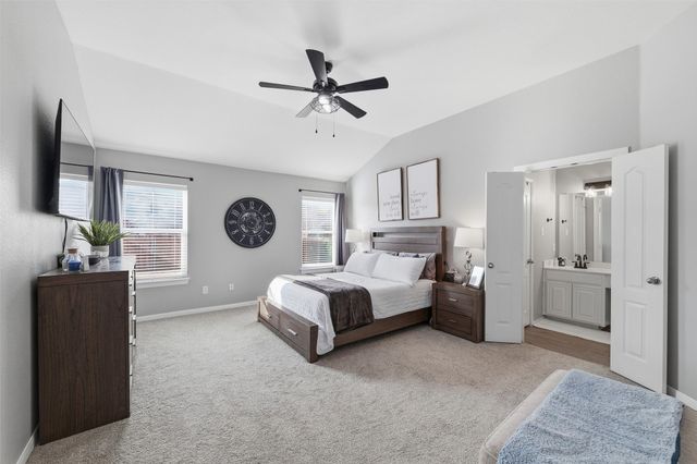 910 Grouse Road, Glenn Heights, TX 75154