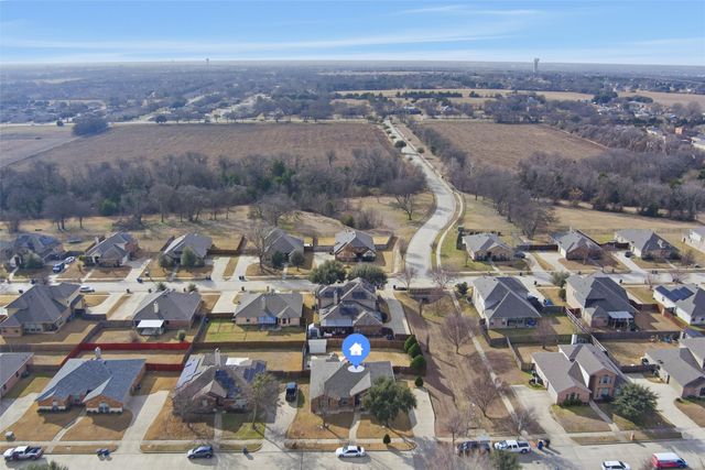 910 Grouse Road, Glenn Heights, TX 75154