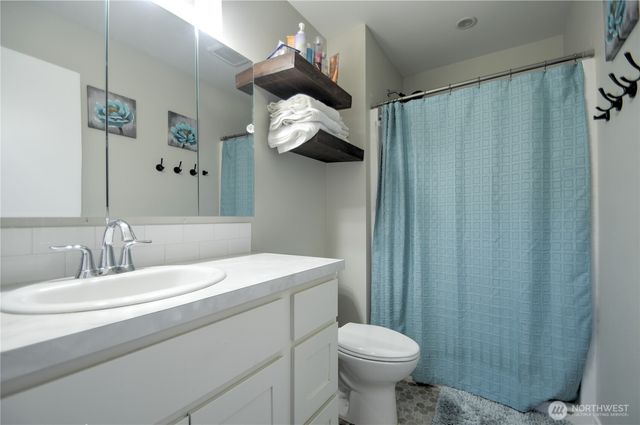 410 Herren Avenue, Winlock, WA 98596