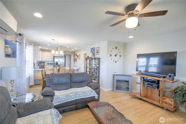 410 Herren Avenue, Winlock, WA 98596