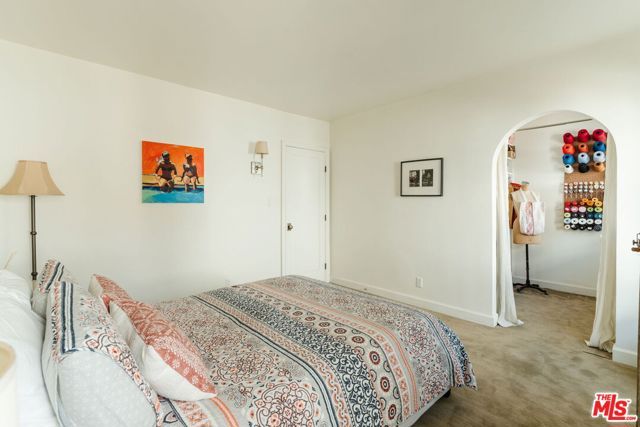 1633 Hi Point Street, Los Angeles, CA 90035