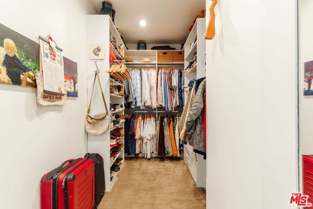 1633 Hi Point Street, Los Angeles, CA 90035
