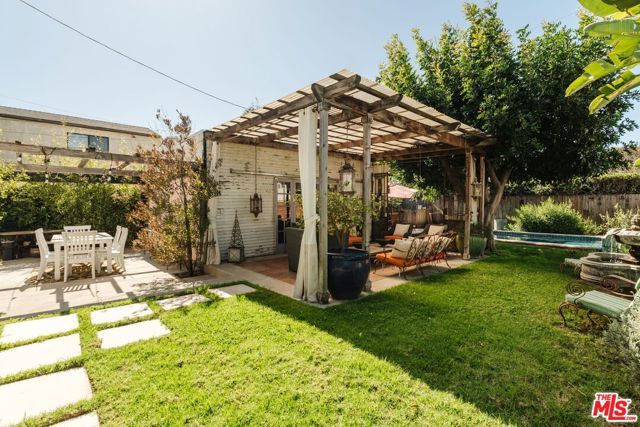 1633 Hi Point Street, Los Angeles, CA 90035
