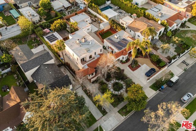 1633 Hi Point Street, Los Angeles, CA 90035