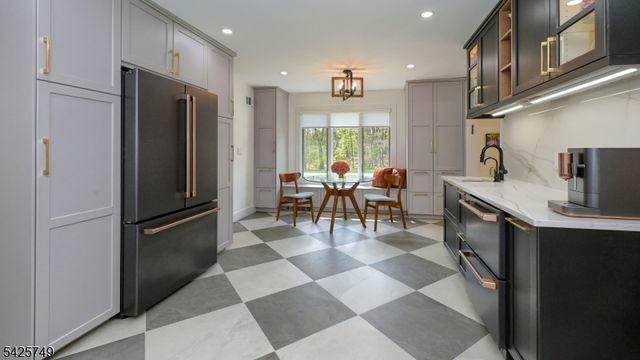 112 Urban Club Rd, Wayne Twp., NJ 07470