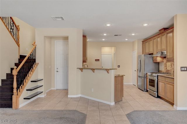 6250 West Arby Avenue 125, Las Vegas, NV 89118