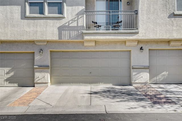 6250 West Arby Avenue 125, Las Vegas, NV 89118