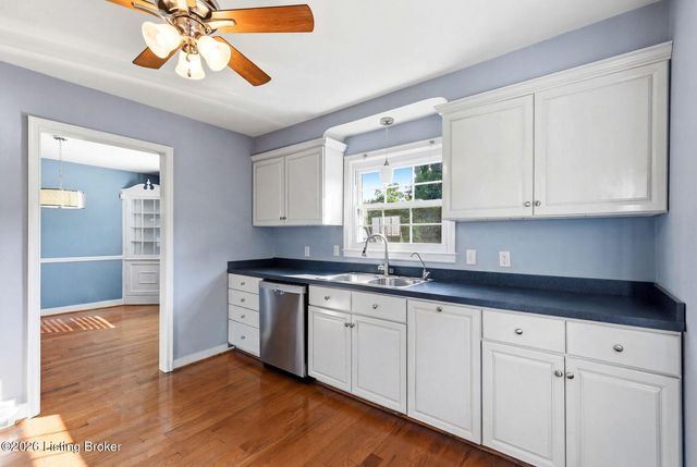 323 N Hubbards Ln, Louisville, KY 40207