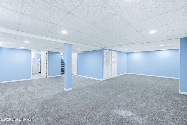 323 N Hubbards Ln, Louisville, KY 40207