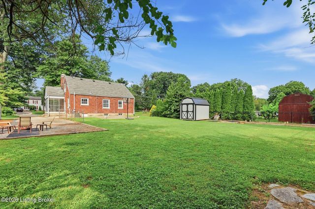 323 N Hubbards Ln, Louisville, KY 40207