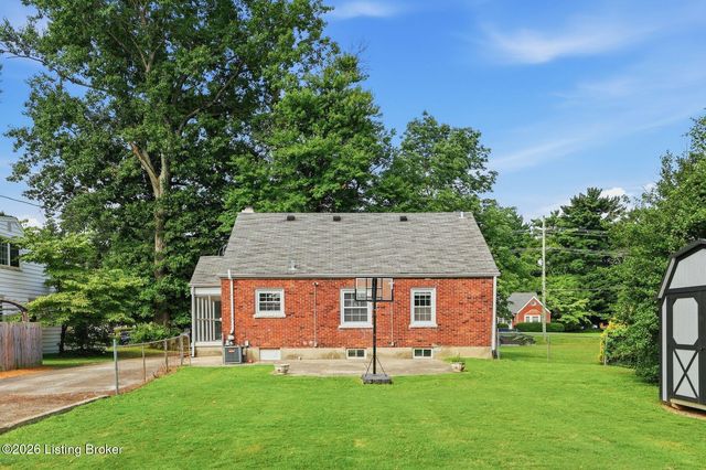 323 N Hubbards Ln, Louisville, KY 40207
