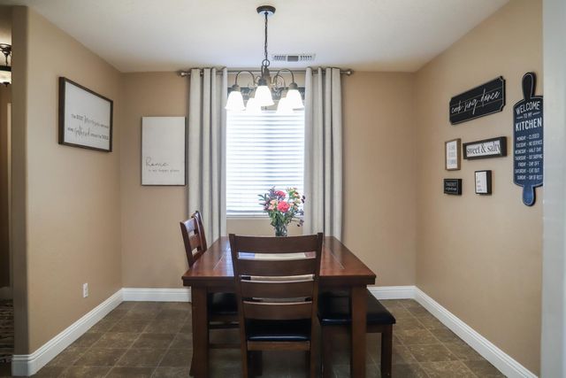 860 S Linda Lane, Fresno, CA 93727